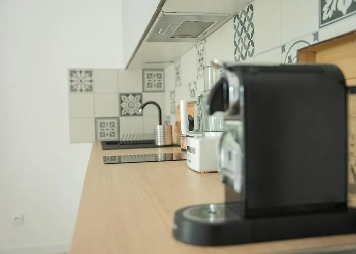 De Florigny Avec Parking Souterrain Et Terrasse Lägenhet